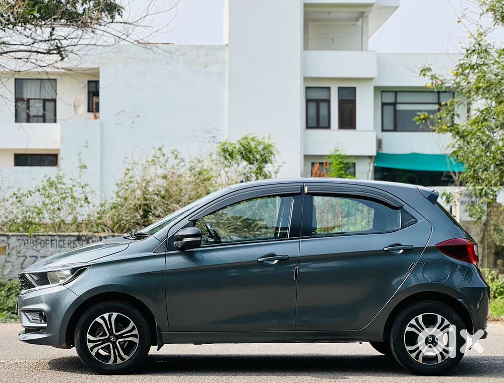 Tata Tiago 1.2 Revotron Xt (o), 2023, Petrol