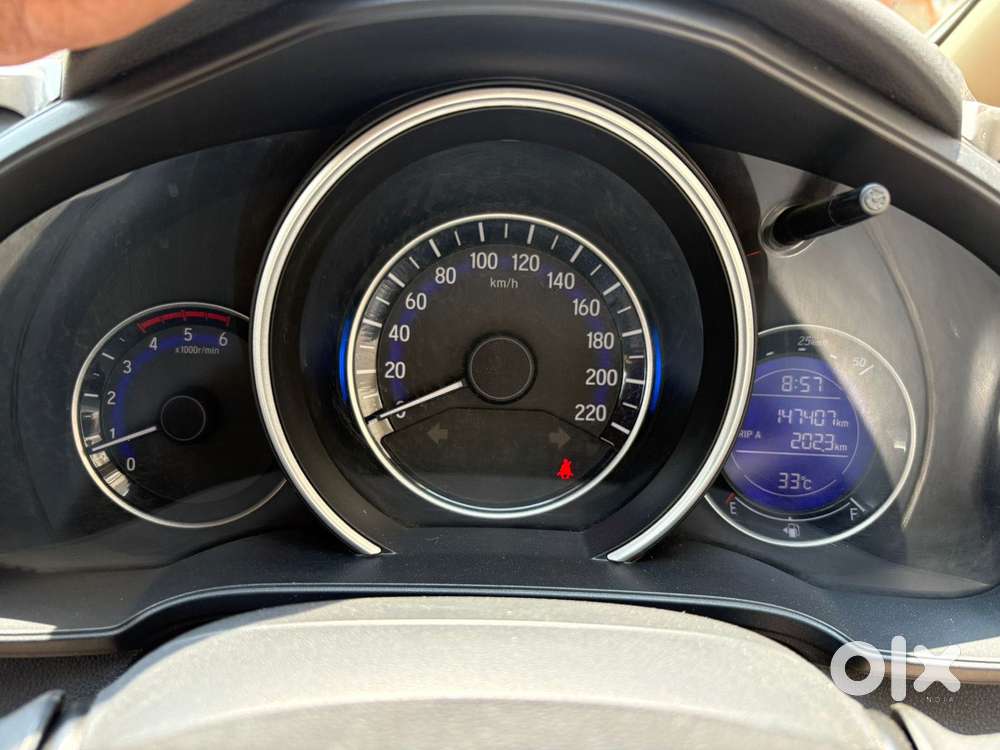 Honda Jazz 1.5 V I-dtec Mt, 2015, Diesel