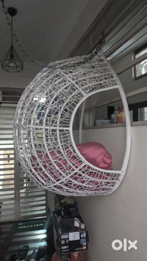 Hanging swing
