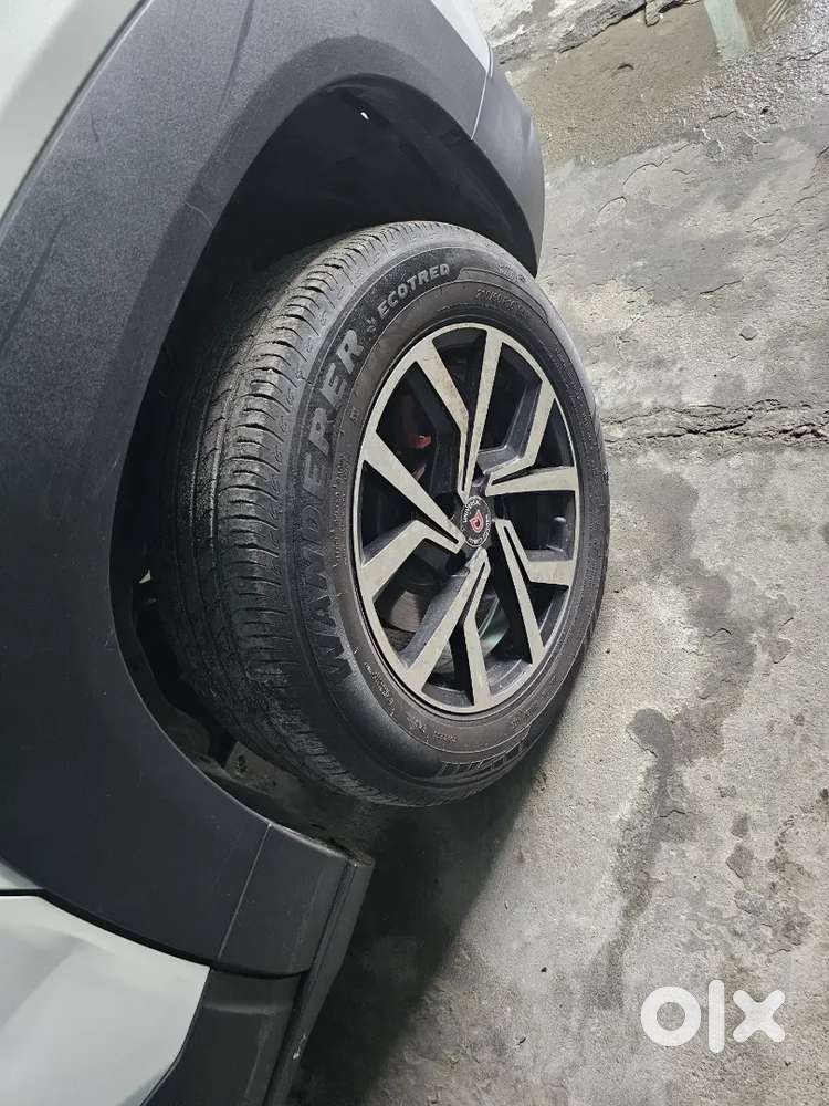 Maruti Suzuki Brezza Lxi 2025 Hybrid