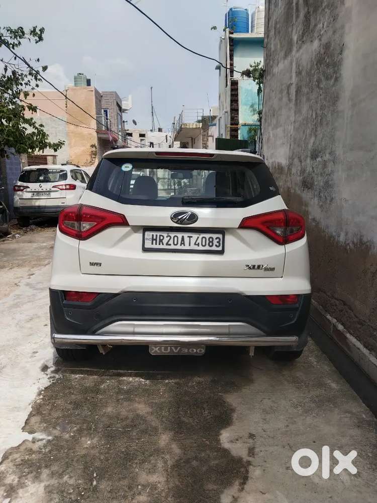 Mahindra Xuv300 Petrol At 2021