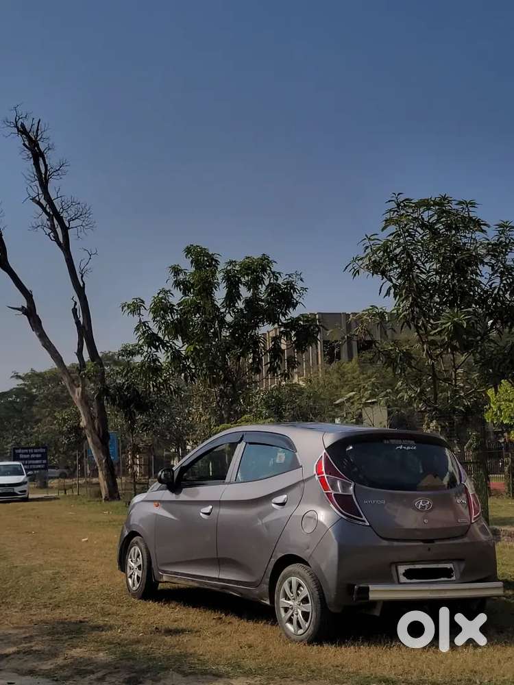 Hyundai Eon 2013 Petrol Well Maintained