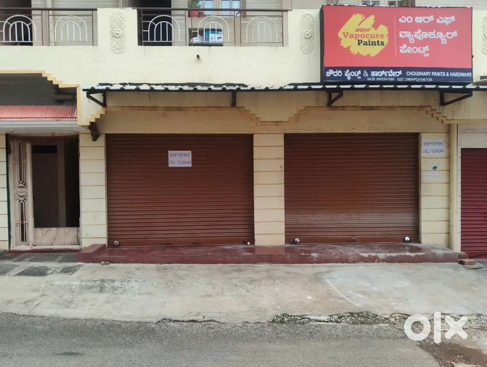 A shop for rent before we had a paint godown anyone interested message