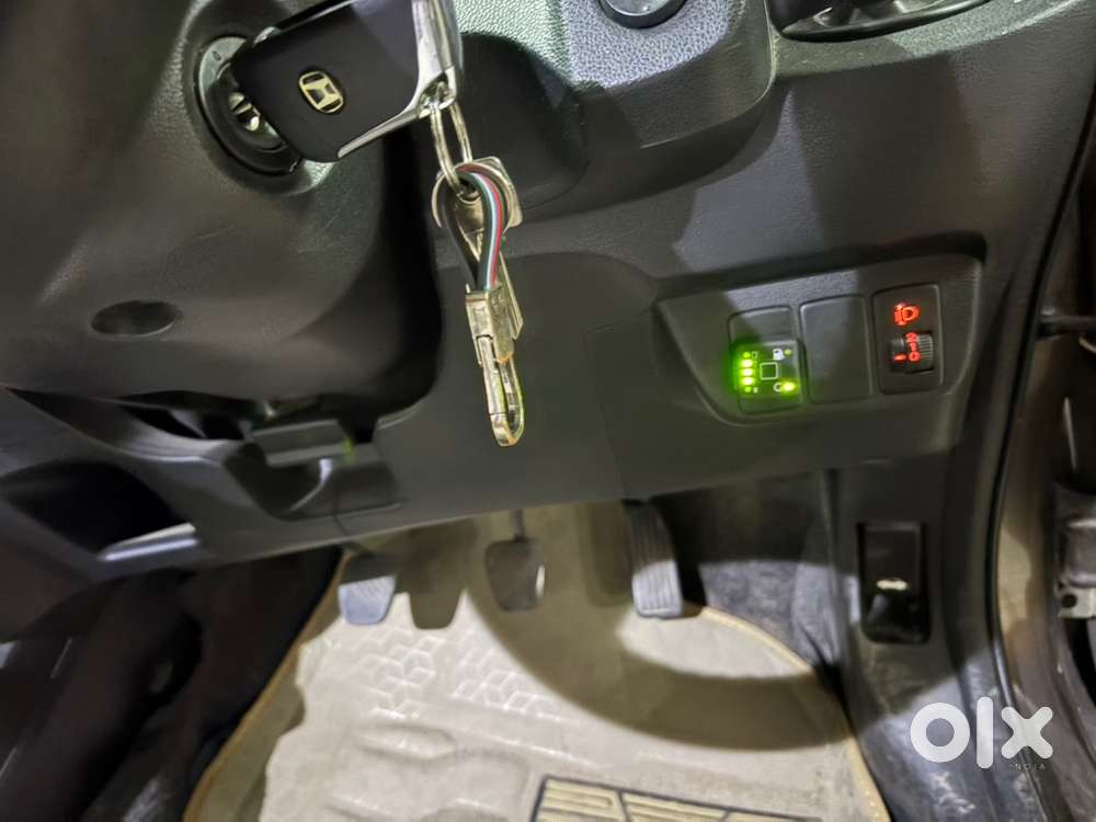 Honda Jazz (2012-2013) | Petrol + Cng