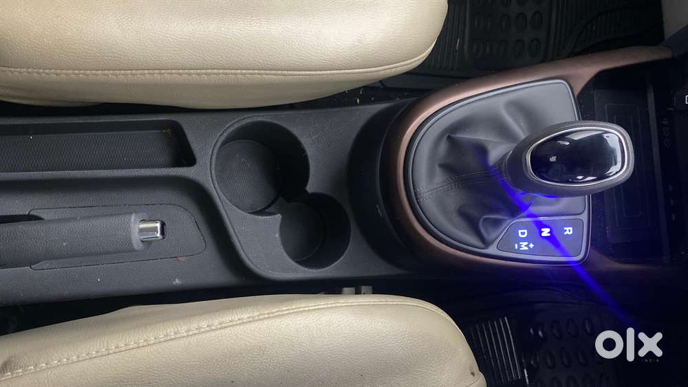 Hyundai Aura Sx Plus Automatic, 2022, Petrol