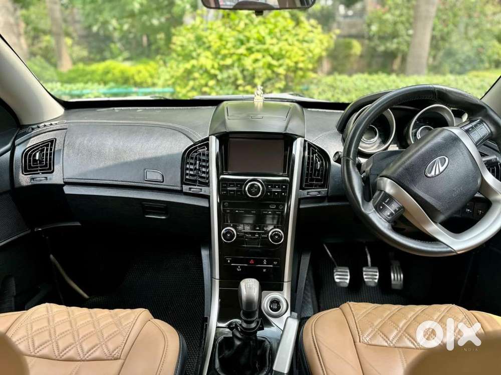 Mahindra Xuv500 2018 Diesel 150000 Km Driven