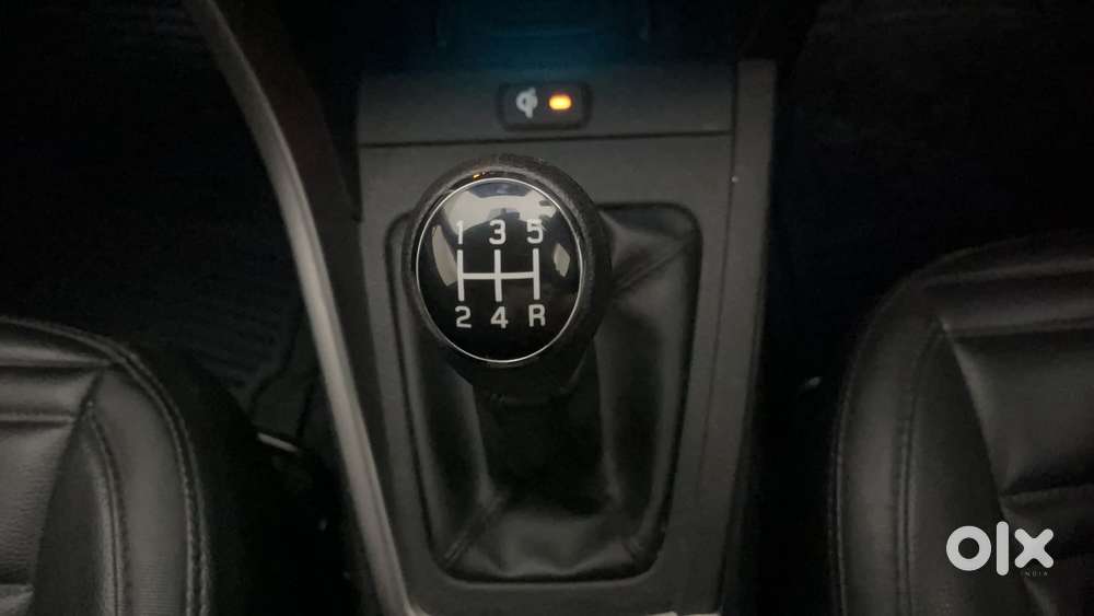 Maruti Suzuki Brezza 1.5 Zxi Plus Smart Hybrid Dual Tone, 2023, Petr..