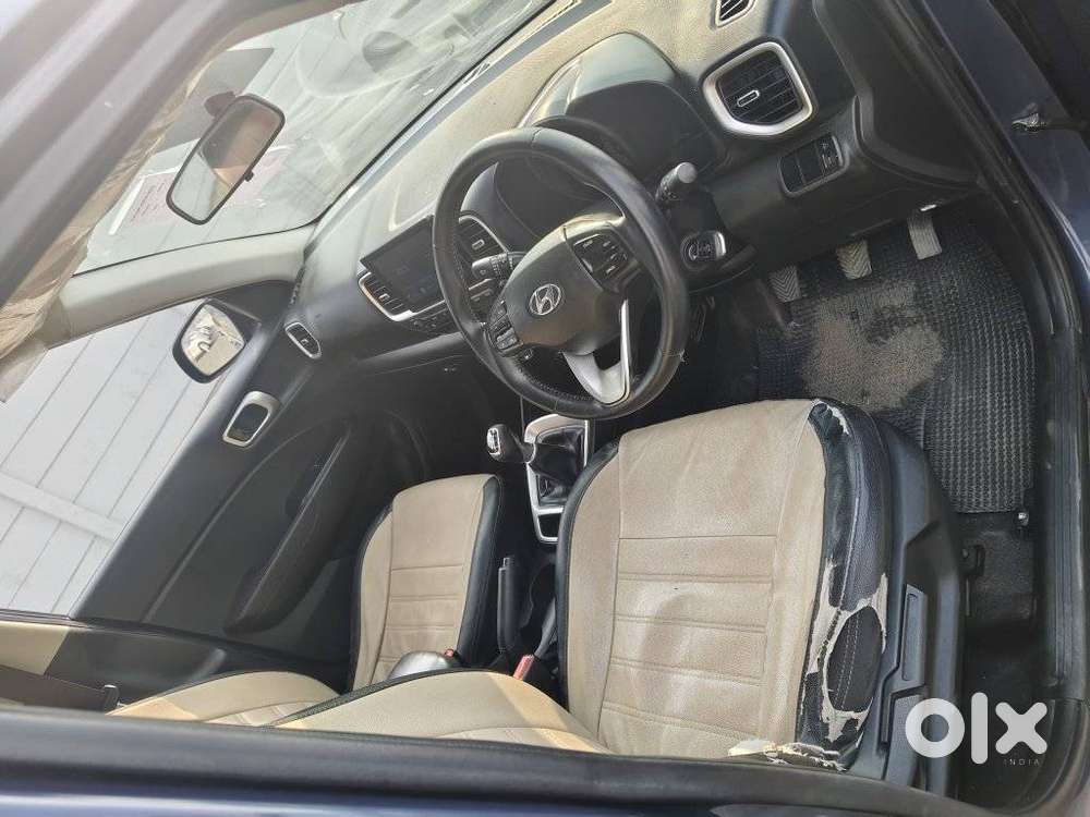 Hyundai Venue Sx Dual Tone Diesel, 2020, Diesel