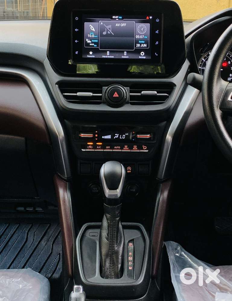 Maruti Suzuki Grand Vitara 1.5 Delta Smart Hybrid At, 2024, Petrol