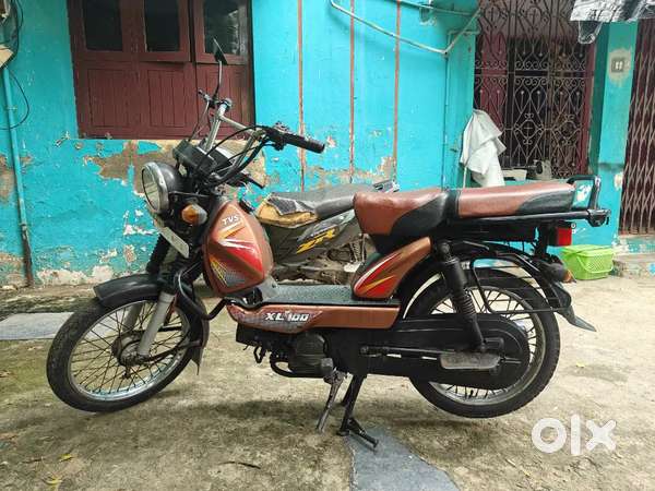 TVS XL 100 Heavy duty