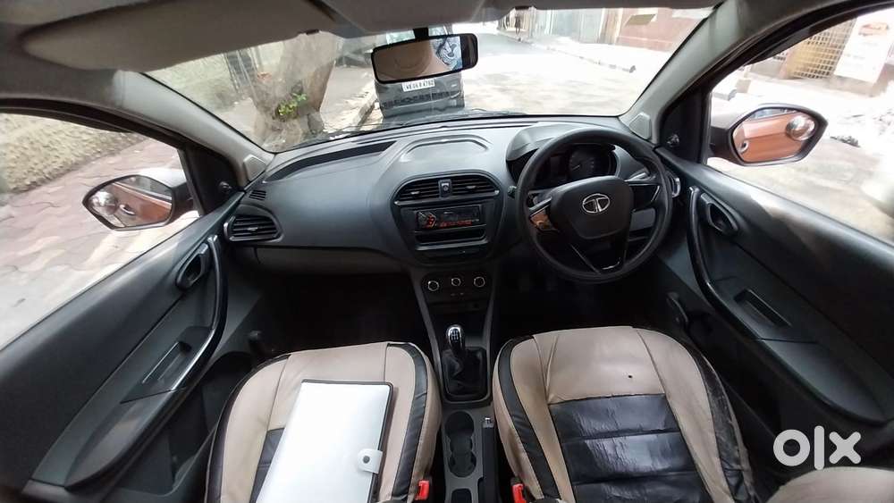 Tata Tigor Xe, 2018, Petrol