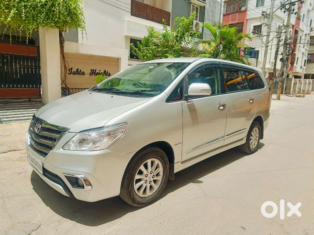 Toyota Innova 2.5 Z Diesel 7 Seater Bs Iv, 2014, Diesel