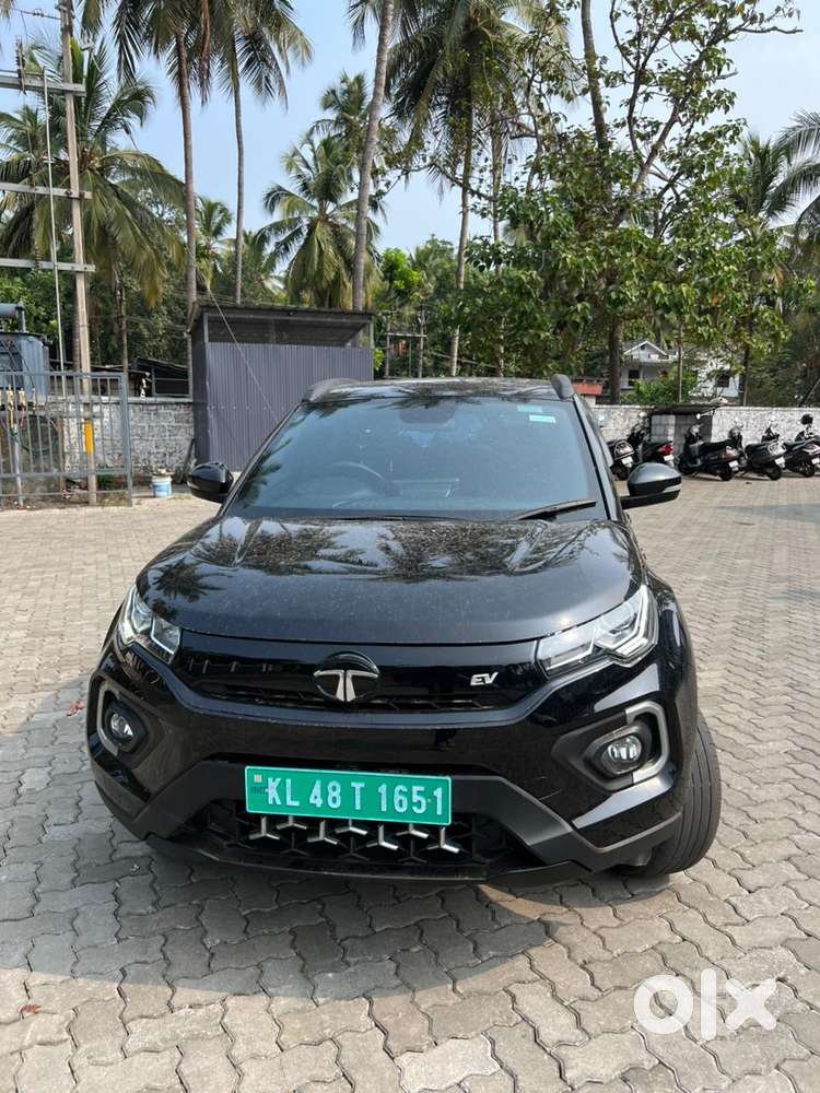 Tata Nexon Ev Max 3.3 Kw Xz Plus Lux Dark Edition, 2023, Electric