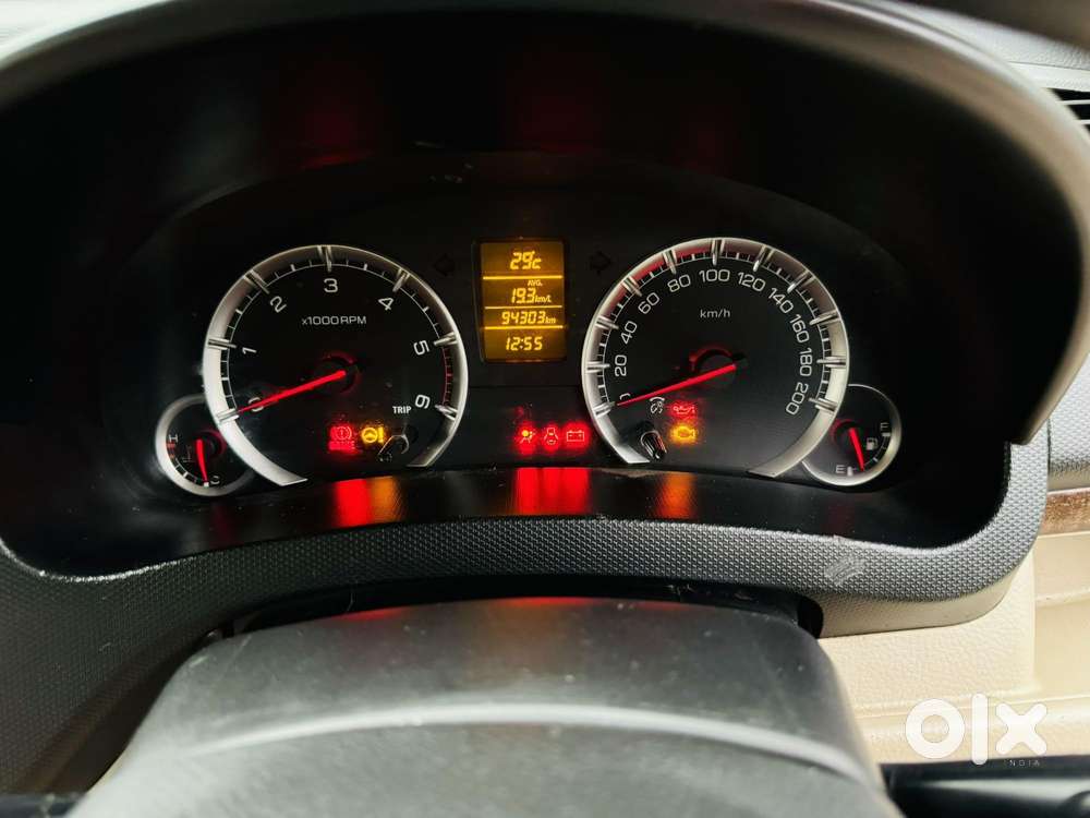 Maruti Suzuki Swift Dzire Zdi Bsiv, 2013, Diesel