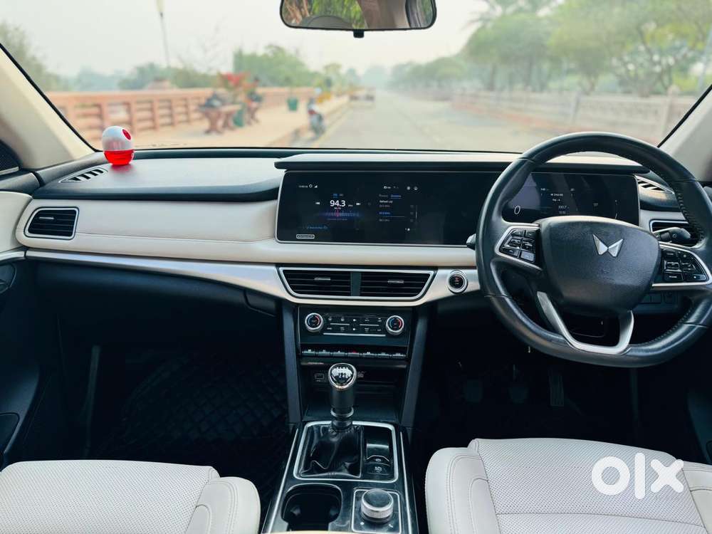 Mahindra Xuv700 2.2 Ax 7 Diesel Mt Str, 2023, Diesel