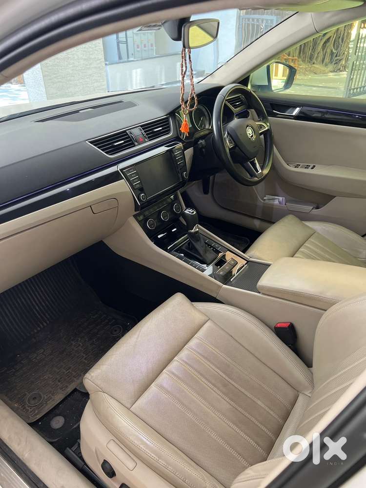 Skoda Superb 2017 Petrol Well Maintained