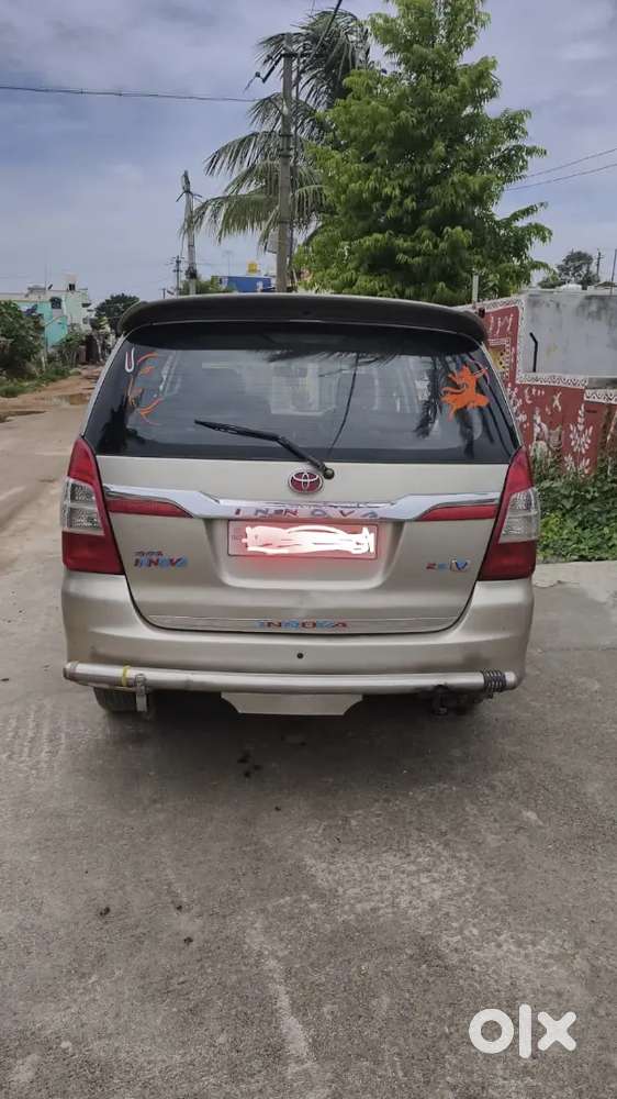 Toyota Innova 2011 Diesel Well Maintained