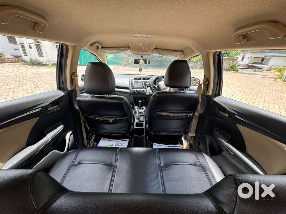Low Kilometre Honda Jazz 2015