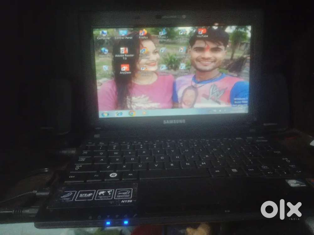 Samsung mini leptop hai koi kmi nhi