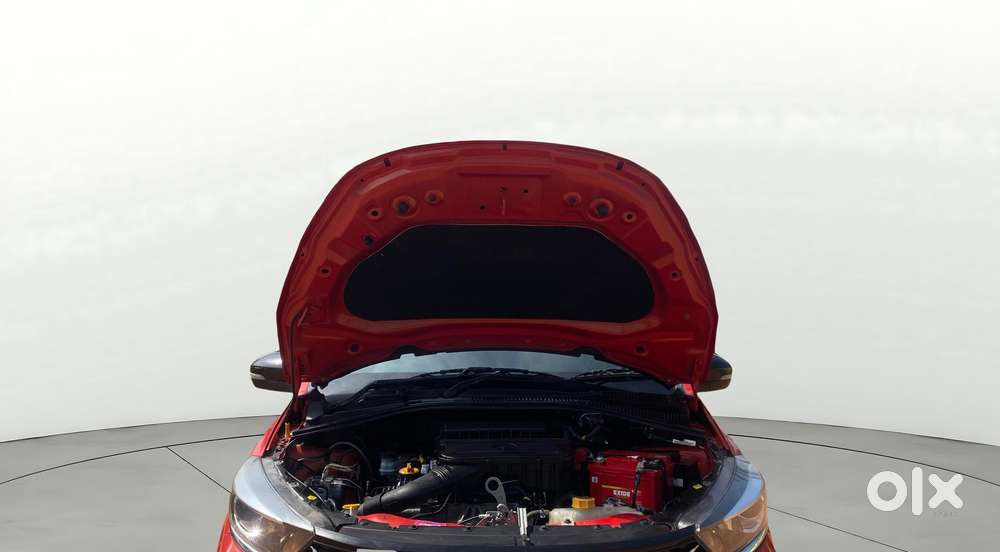 Tata Tiago Xza Plus, 2022, Petrol