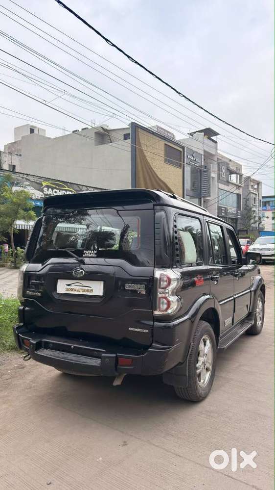 Mahindra Scorpio S10, 2017, Diesel