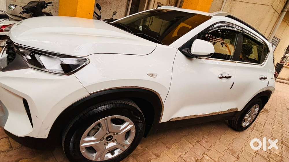 Kia Sonet Petrol 2023