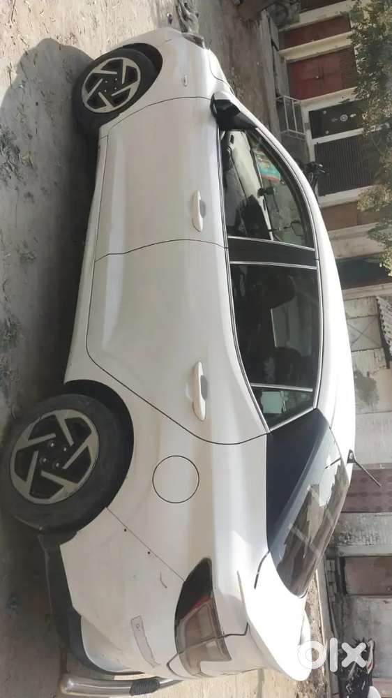 Hyundai Aura 2023 Variant