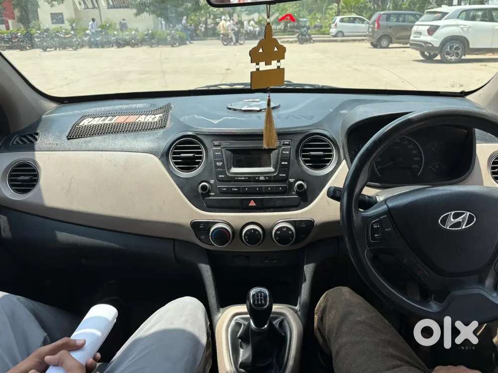Hyundai Grand I10 2017 Petrol 89000 Km Driven