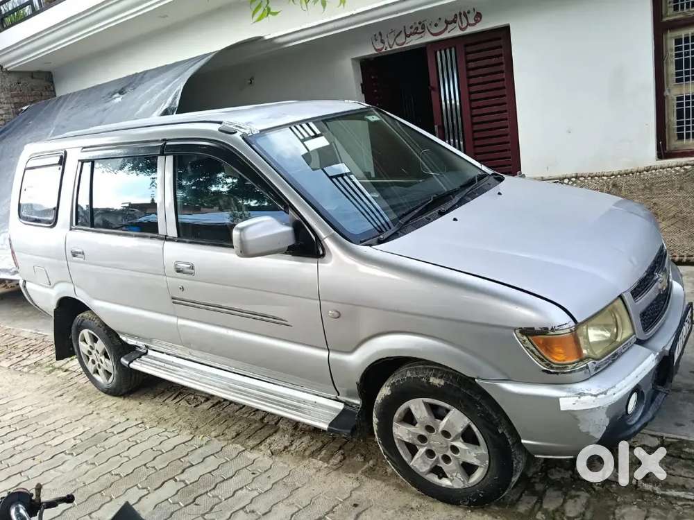 Chevrolet Tavera Ls 10 Seater 2015