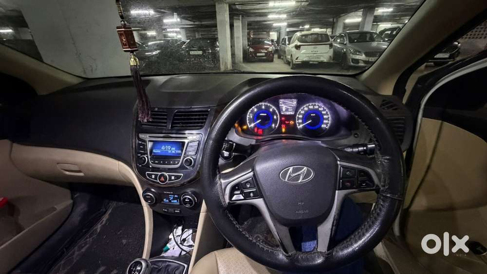 Hyundai Fluidic Verna 2015