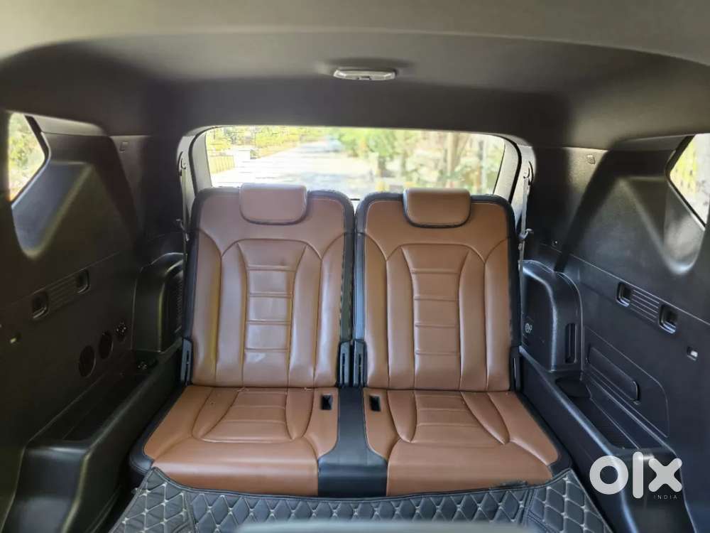 Mahindra Alturas G4 4wd At, 2021, Diesel