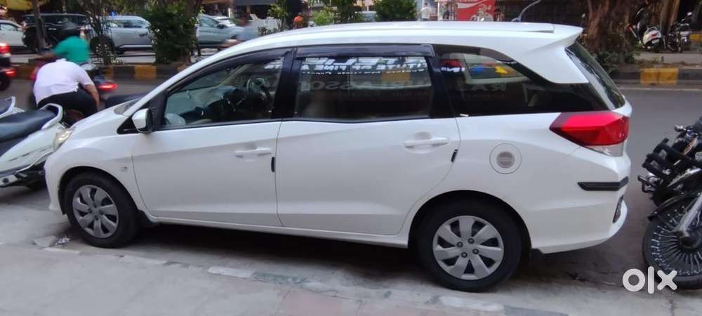Honda Mobilio 2016