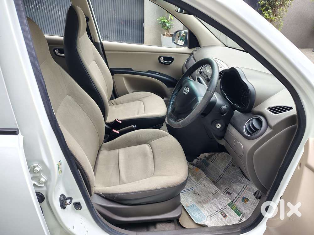 Hyundai I10 Sportz At, 2011, Petrol