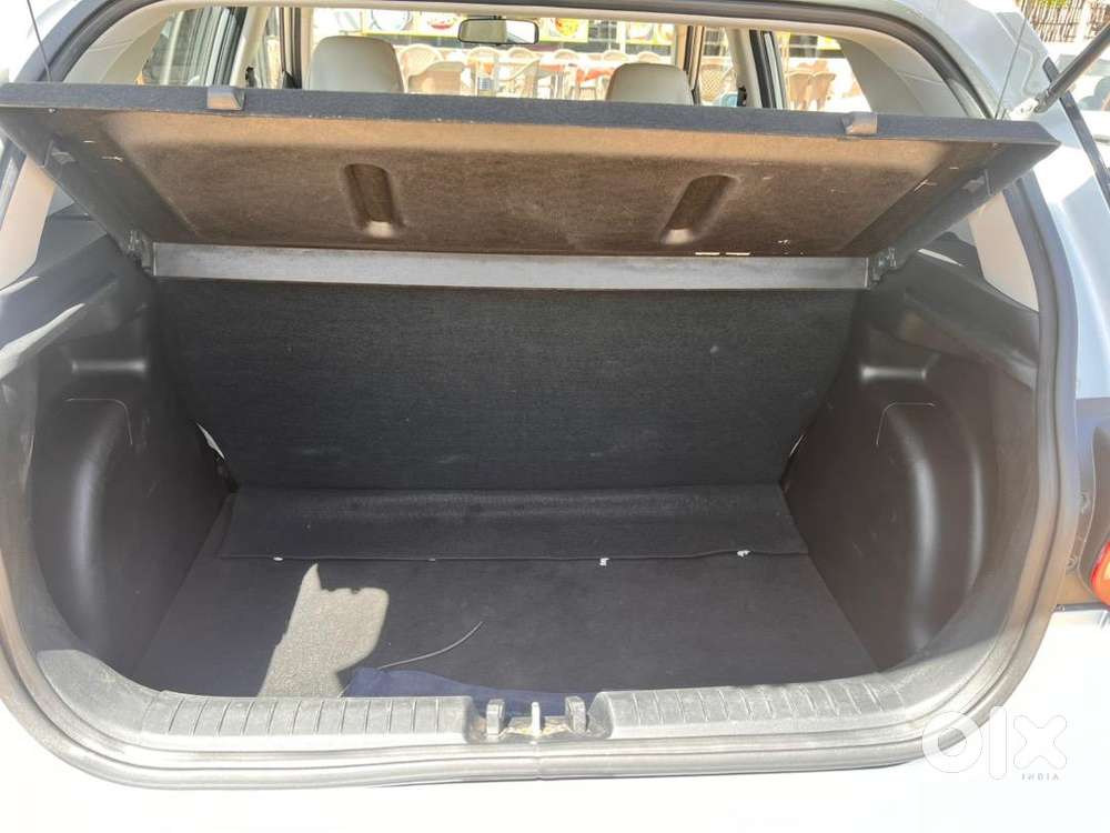 Hyundai Venue 2019 Diesel Well Maintained