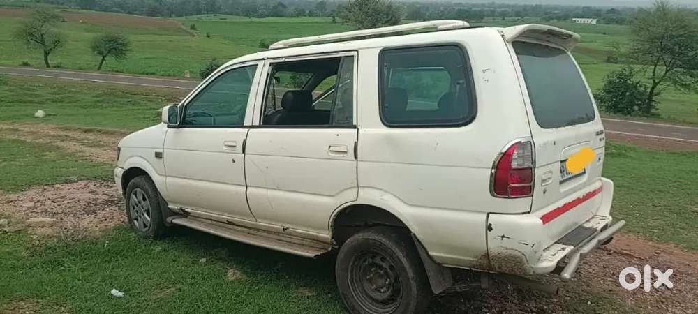 Chevrolet Tavera Neo 2016