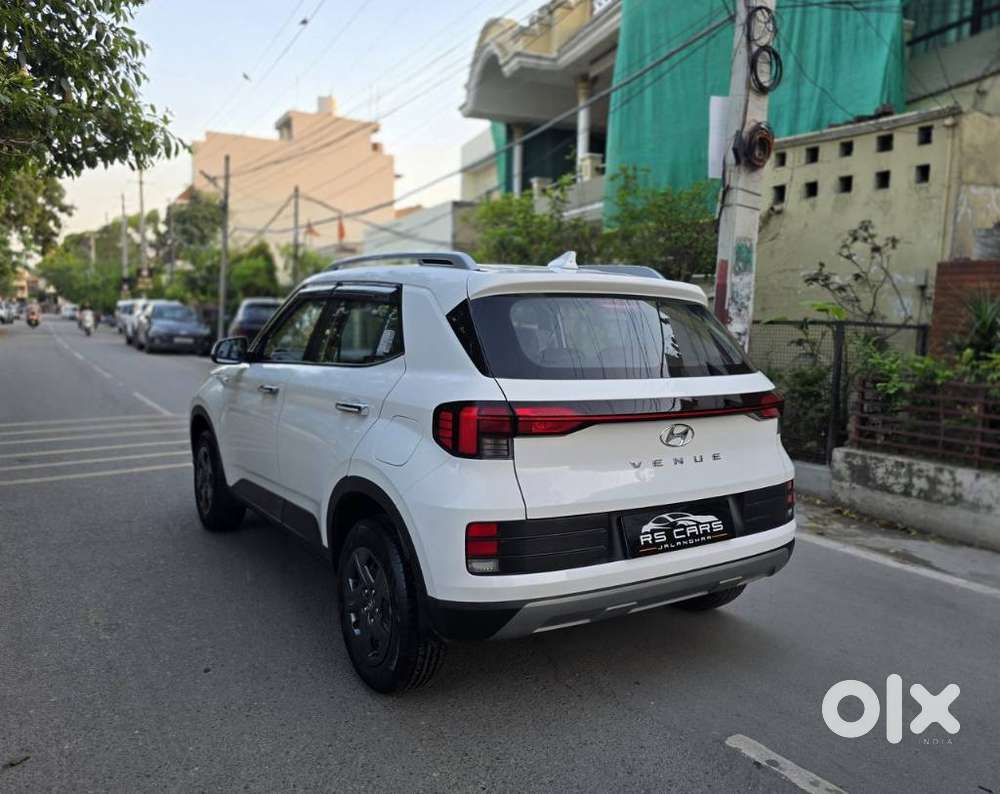 Hyundai Venue S 1.2 Petrol, 2024, Petrol
