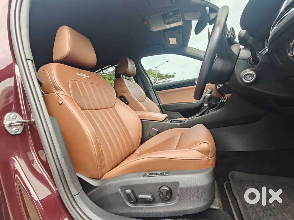 Skoda Superb 2.0 L&k Tsi At, 2024, Petrol