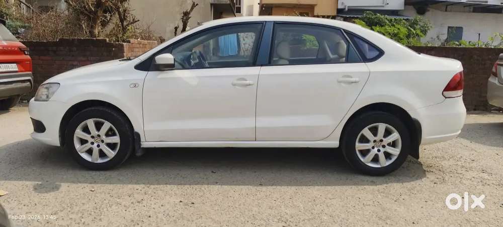 Volkswagen Vento  Highline Plus Petrol 2012