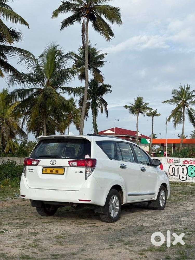 Toyota Innova Crysta 2.4 G Mt, 2020, Diesel