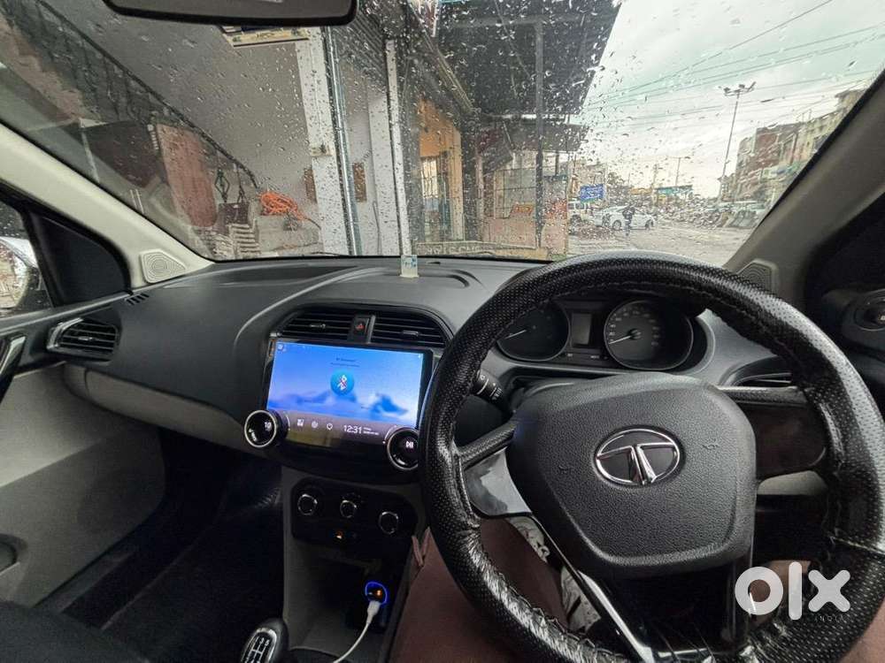 Tata Tiago 2018 Petrol 70000 Km Driven