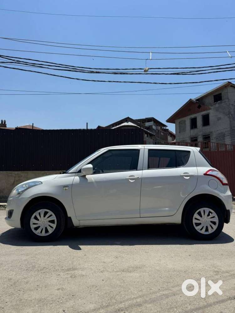 Maruti Suzuki Swift Lxi Optional-o, 2014, Petrol