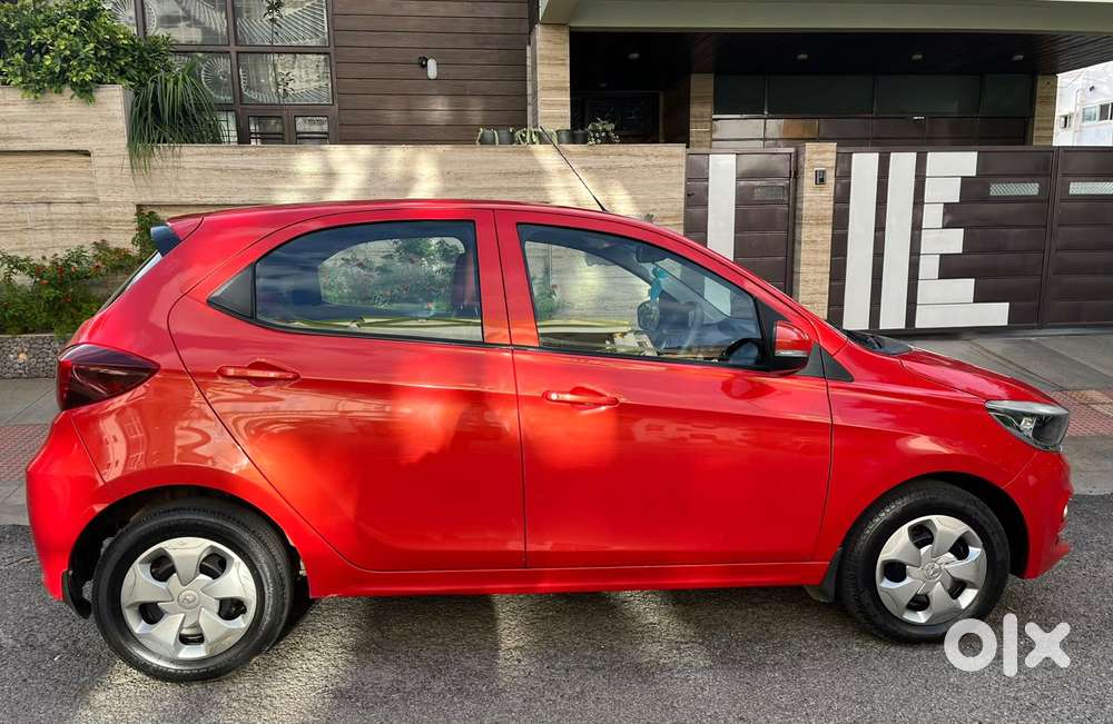 Tata Tiago 1.2 Revotron Xt (o), 2020, Petrol