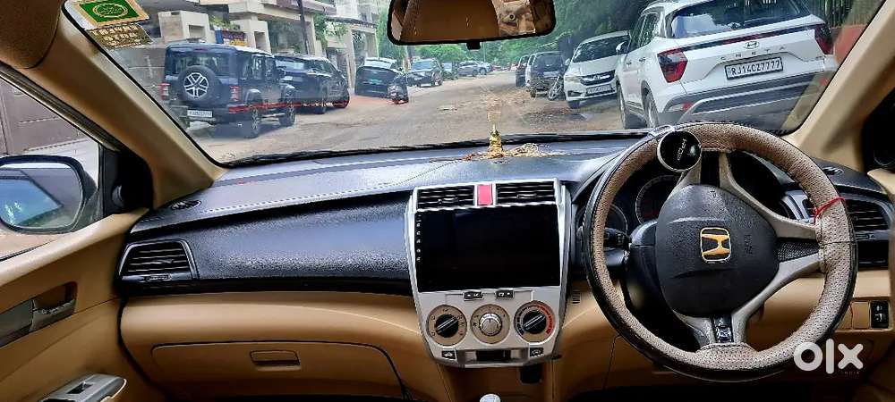 Well Maintained Car With Big Led Screen