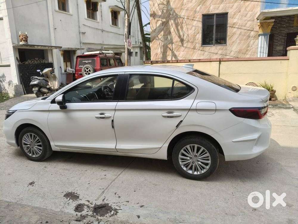 Honda City 1.5 V 5th Gen I-vtec Mt, 2022, Petrol