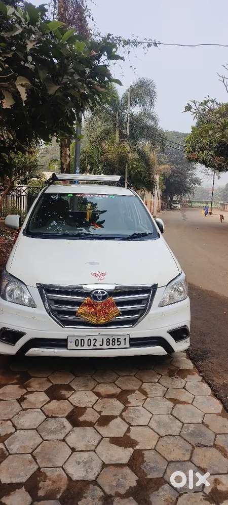Toyota Innova 2014 Diesel Well Maintained