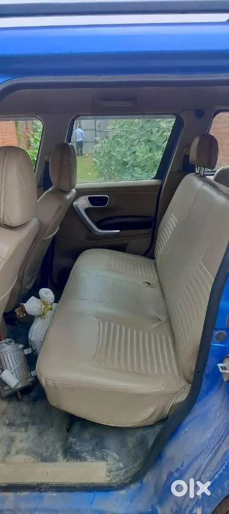 Mahindra Tuv 300 2016