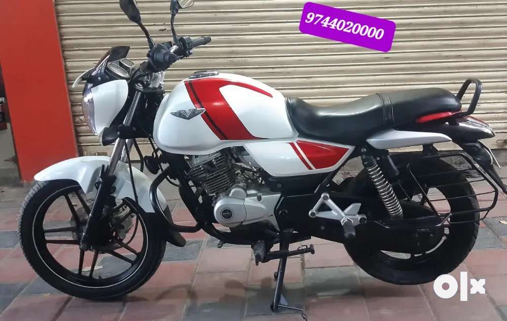 Bajaj deals v15 2017