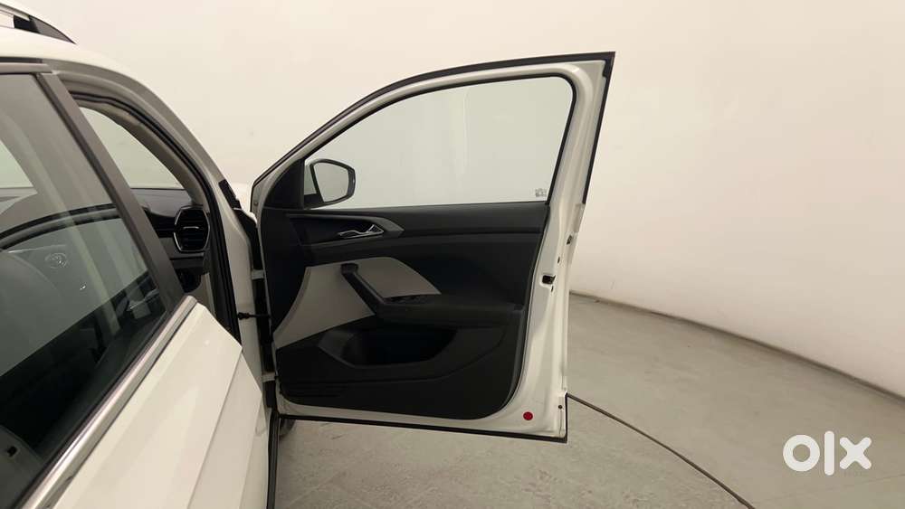 Skoda Kushaq Ambition 1.0l Tsi Mt, 2022, Petrol