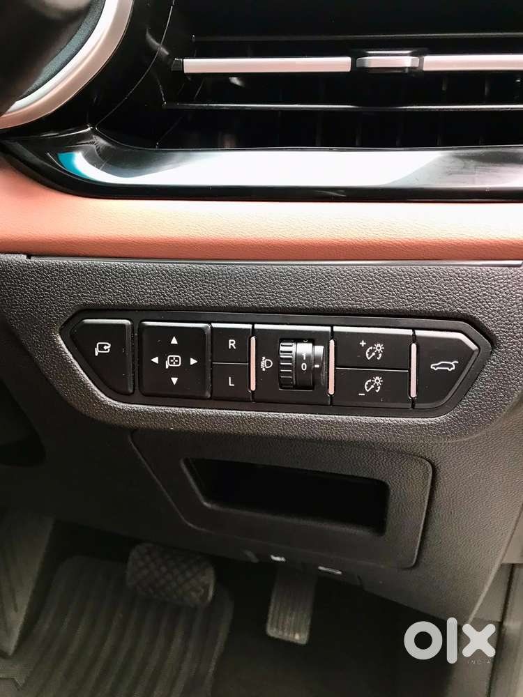 Mg Hector Plus Savvy Pro 1.5 Turbo Petrol Cvt 6 Str, 2024, Petrol