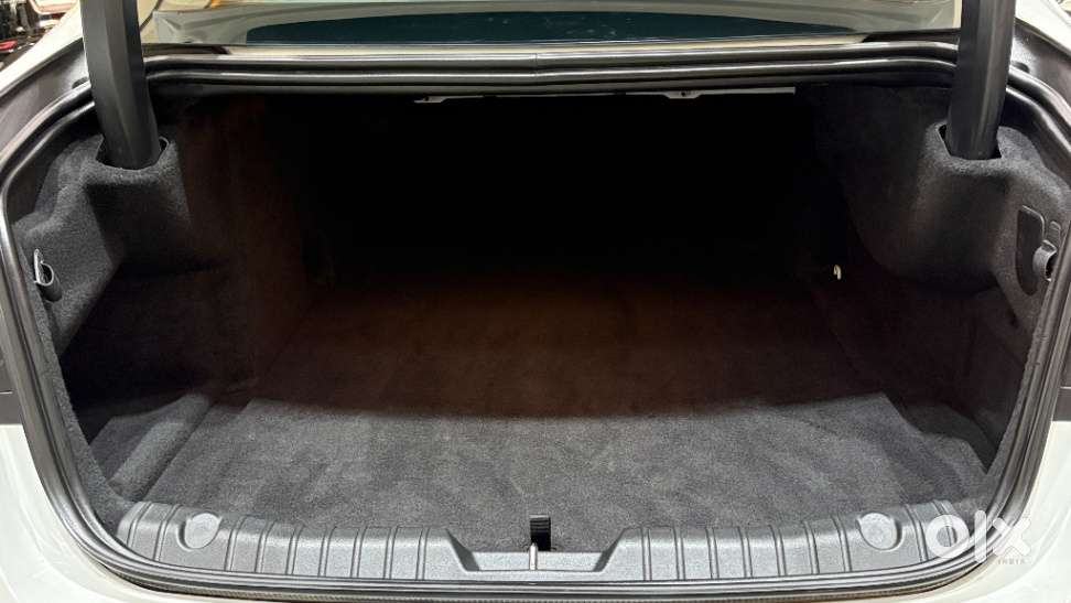 Jaguar Xf 2.0 Petrol Prestige, 2020, Petrol